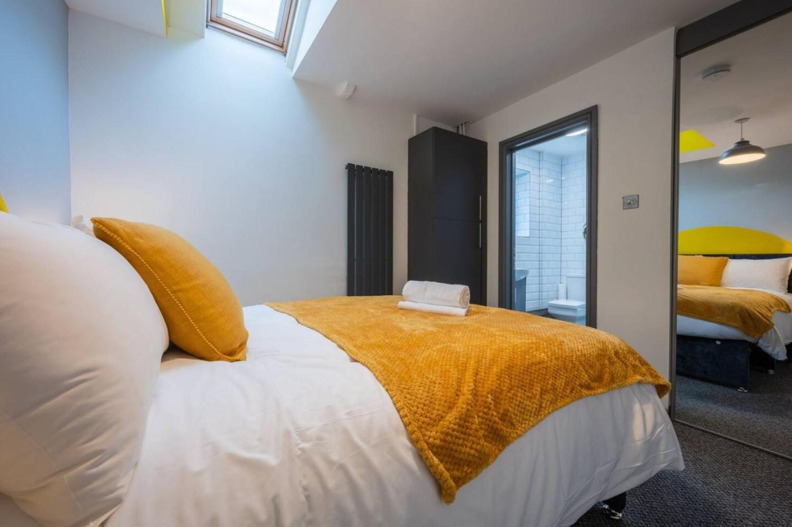 Stunning One Bedroom Apartments Near Shops & Central קארדיף מראה חיצוני תמונה